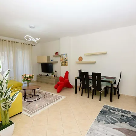 Safo Apartman *